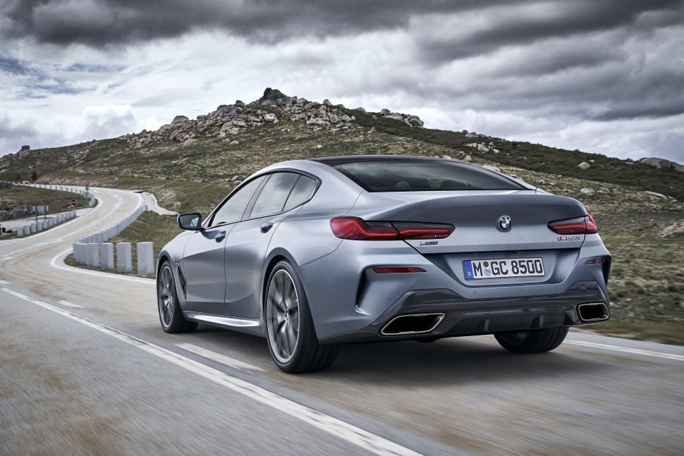 BMW 8 Series technical specifications and fuel economy